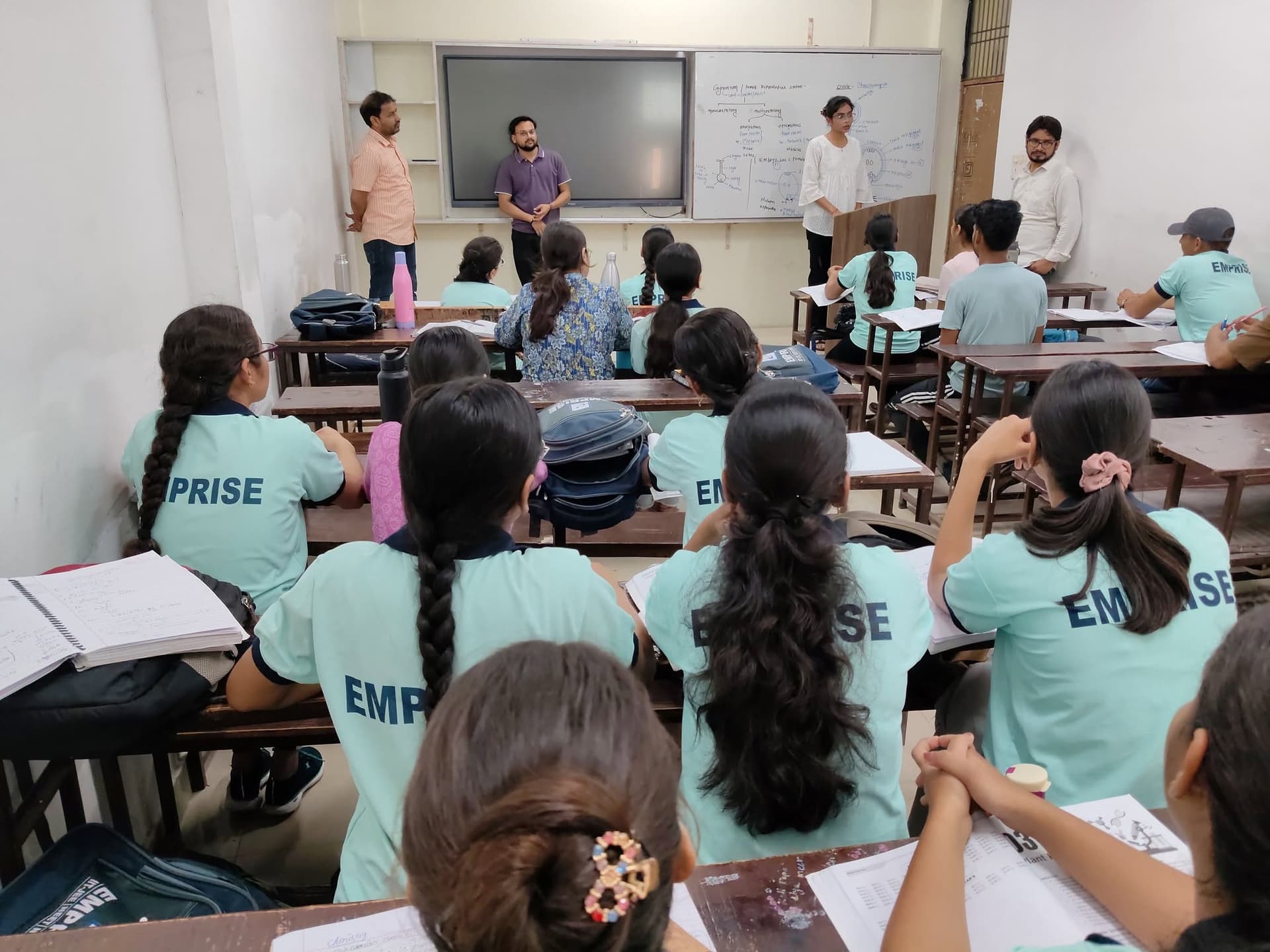 Emprise Academy campus, classroom and student academic moments (Photo 21)
